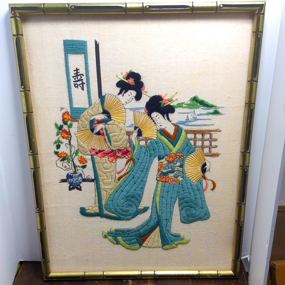 Other - REDUCED Vintage crewel embroidery Women with Fans